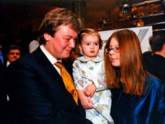 Александр Стриженов с дочками. Фото: Лариса Кудрявцева