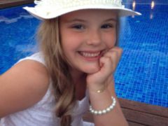 Чем старше становится Женя Абдулова, тем сильнее она похожа на отца. Фото: страница Юлии Абдуловой в «Фейсбуке*»