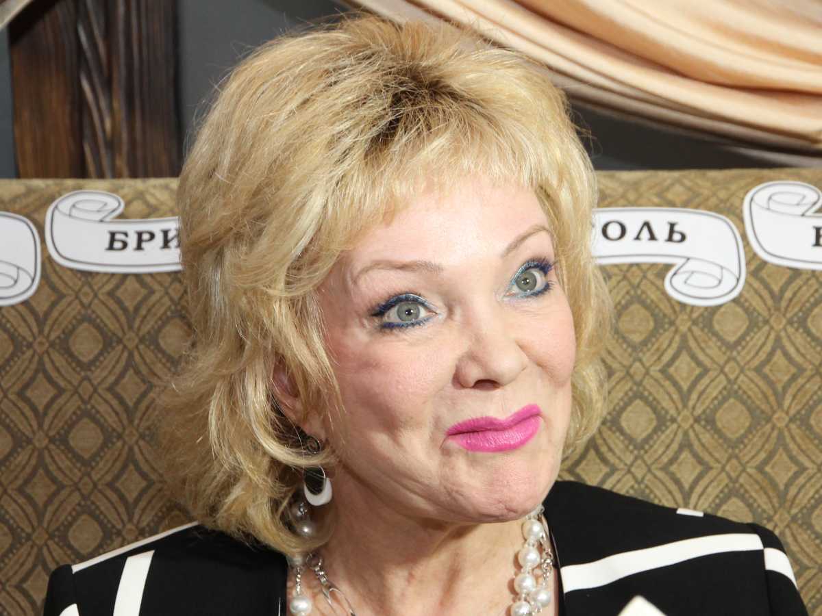 Даже Андрей Малахов был в шоке: как сейчас выглядит и живет 79-летняя певица Екатерина Шаврина