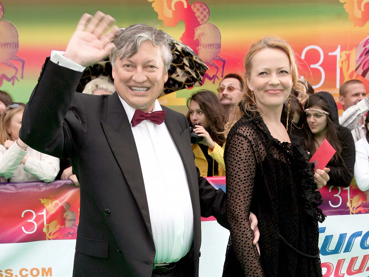 Анатолий Карпов со своей второй женой