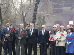 В торжественных мероприятиях принял участие сын героя, Виктор Береговой, а также глава Донецкой Народной Республики Денис Пушилин
