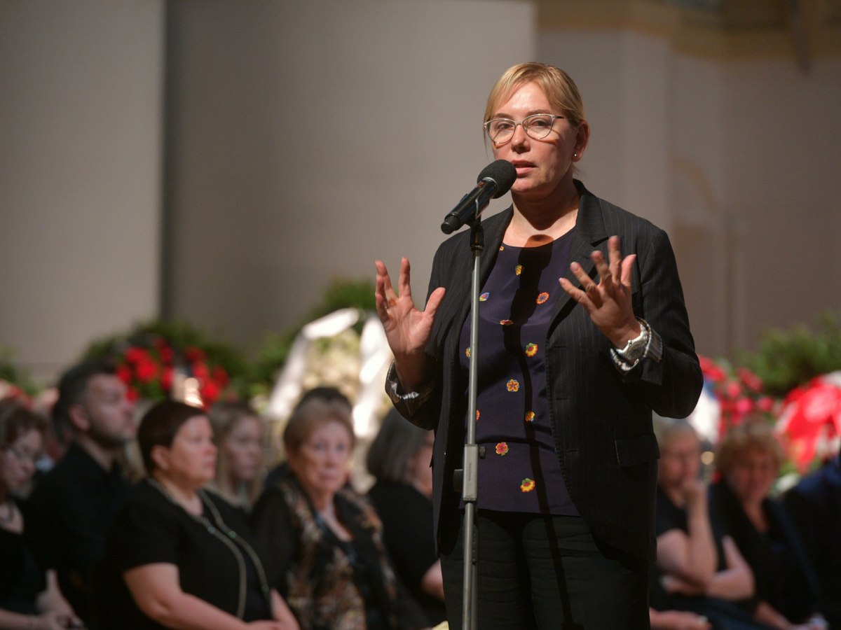 Арина Шарапова