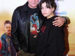 ЯН ЦАПНИК С ДОЧЕРЬЮ