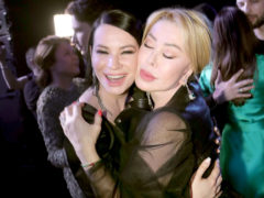 Успенская млела в объятиях недавно разведенной телеведущей и блогерши Иды Галич и кружила ее в танце