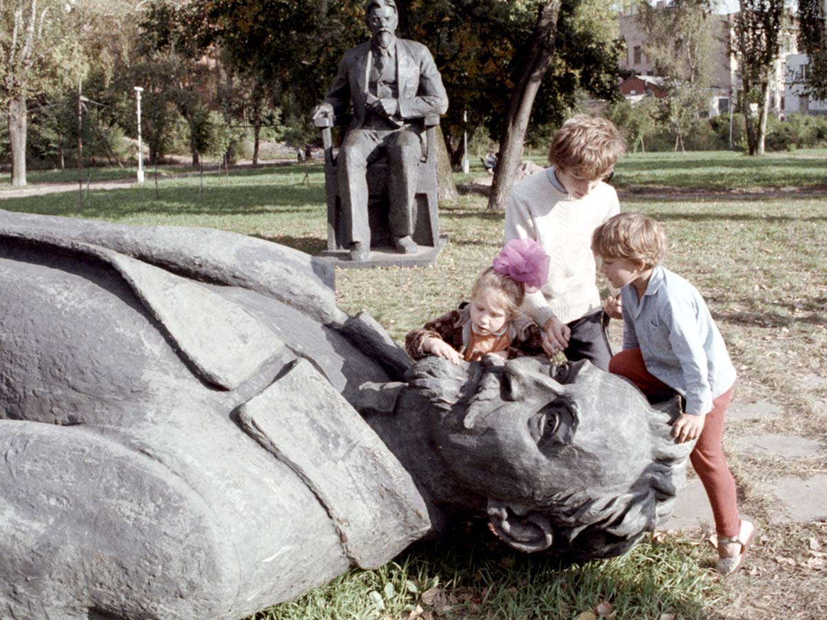 Памятник Дзержинскому сносить было нельзя