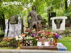 Могила Хворостовского