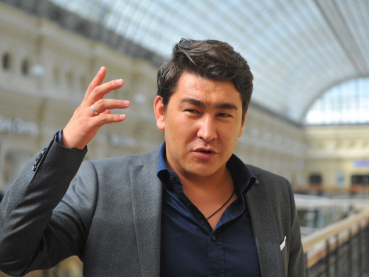 Азамат Мусагалиев