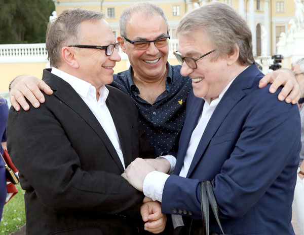 «Угольников,