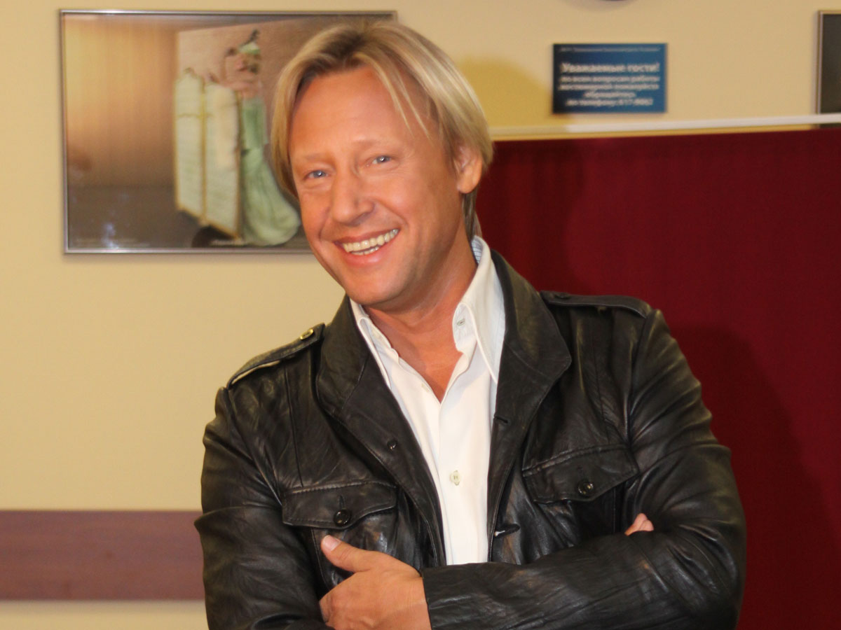 Дмитрий Харатян жалаңаш Дмитрий Харатян жалаңаш