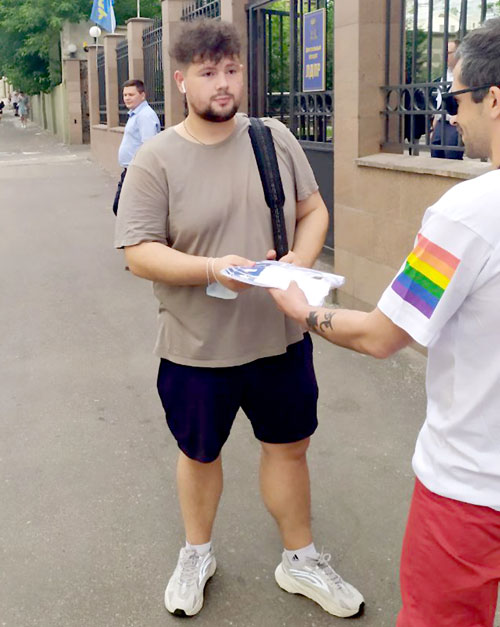 У нормальных людей ЛДПР давно уже ассоциируется с другой аббревиатурой - ЛГБТ