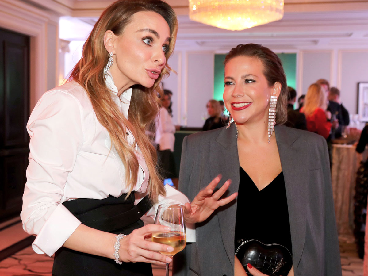 Катя Варнава и Юля Барановская