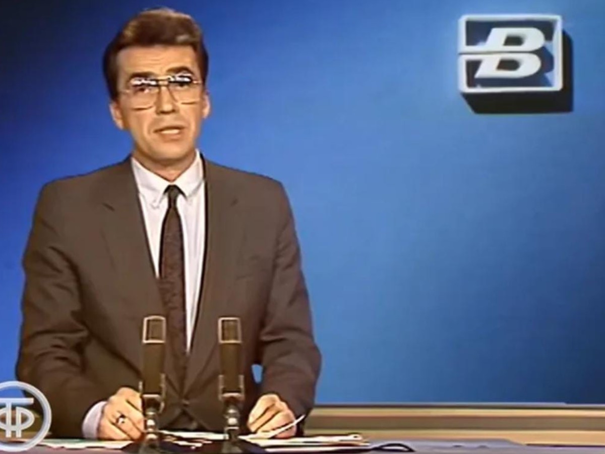 Юрий Петров