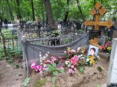 Могила Нины Дорошиной. Фото: «Экспресс газета»
