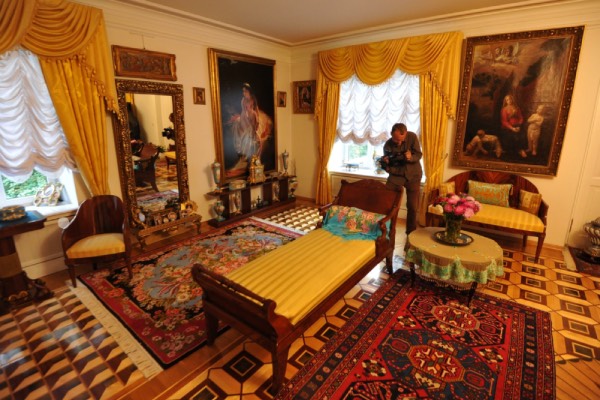 6EAA4D06-E758-40A0-B547-52AF493888CE