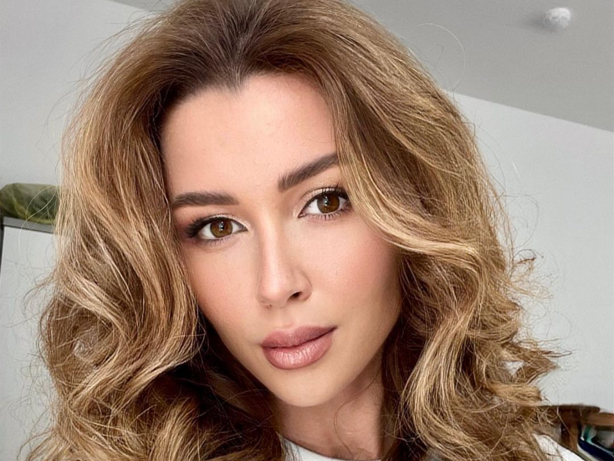 Анна Заворотнюк 