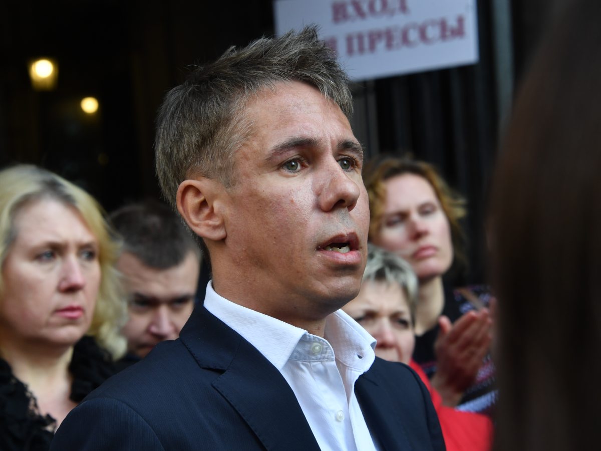 Алексей Панин похвастался огромным прибором