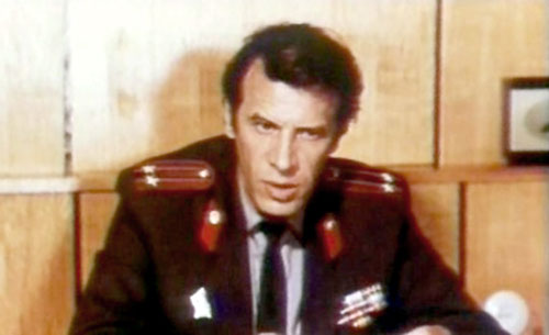 Подполковник Тарасов в исполнении артиста театра «Современник» Георгия Острина