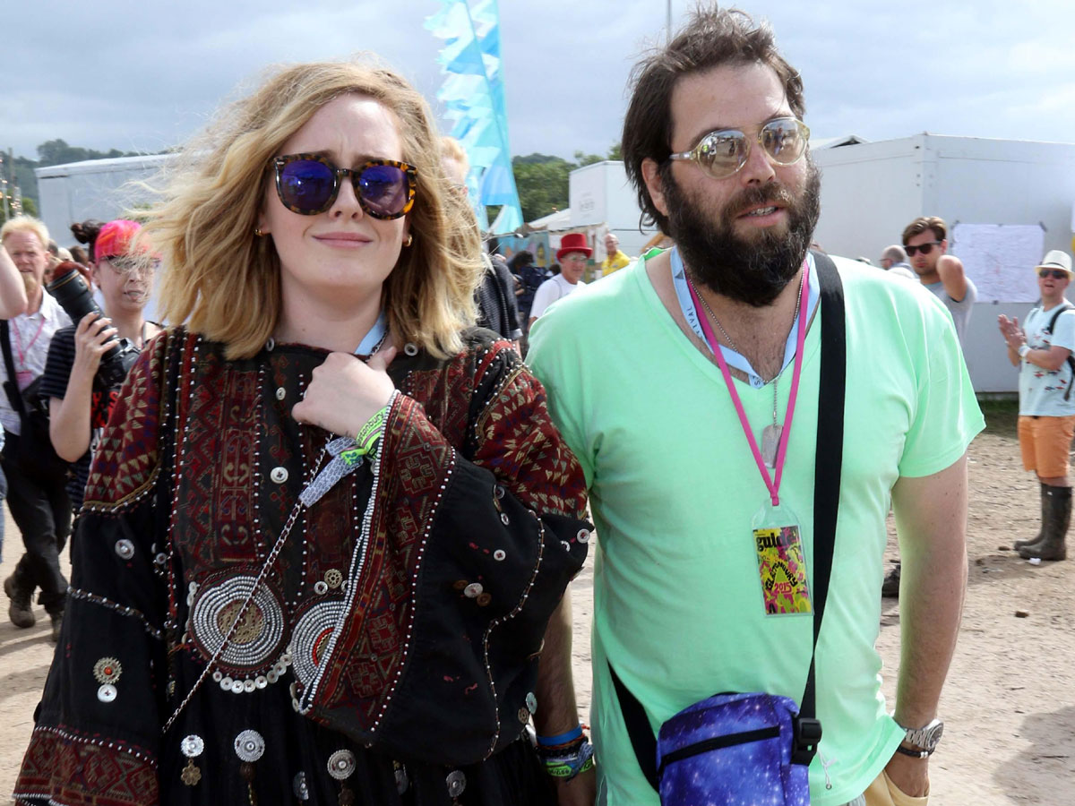 Адель с мужем Саймоном Конекки