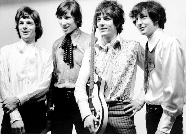 Pink Floyd в марте 1967 года: Рик Райт, Роджер Уотерс, Сид Барретт и Ник Мэйсон
