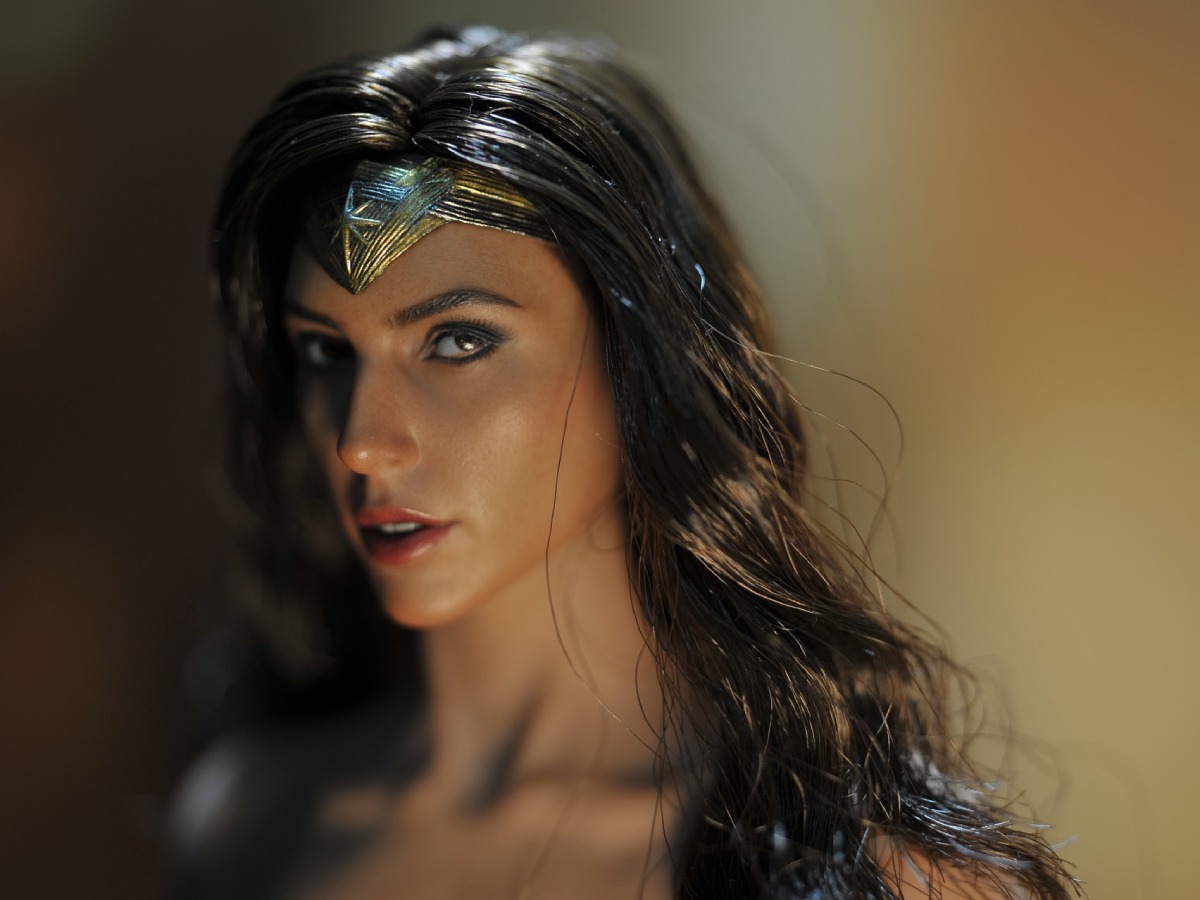 супергероиня