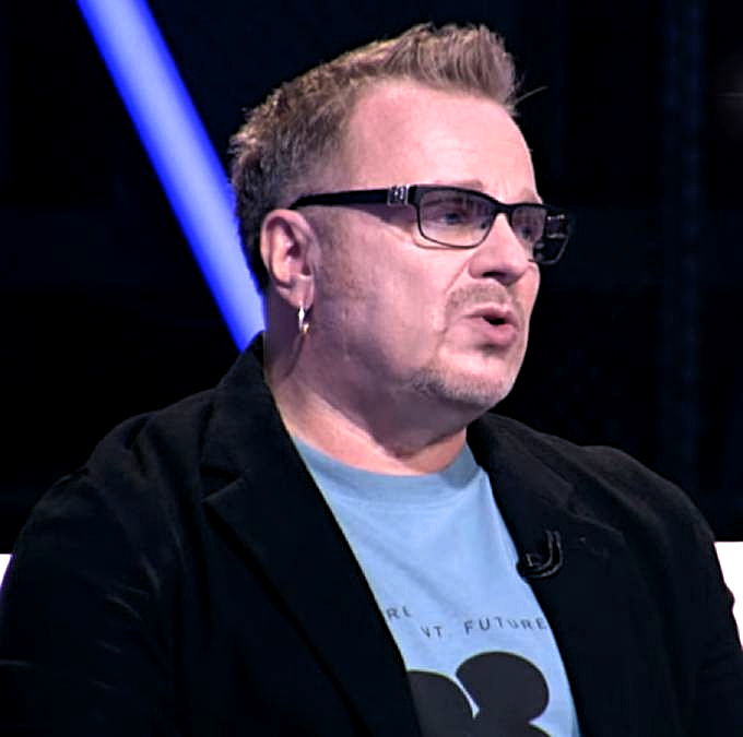 Владимир Пресняков-младший извинился за перенос концерта в Москве - Газета.Ru Но