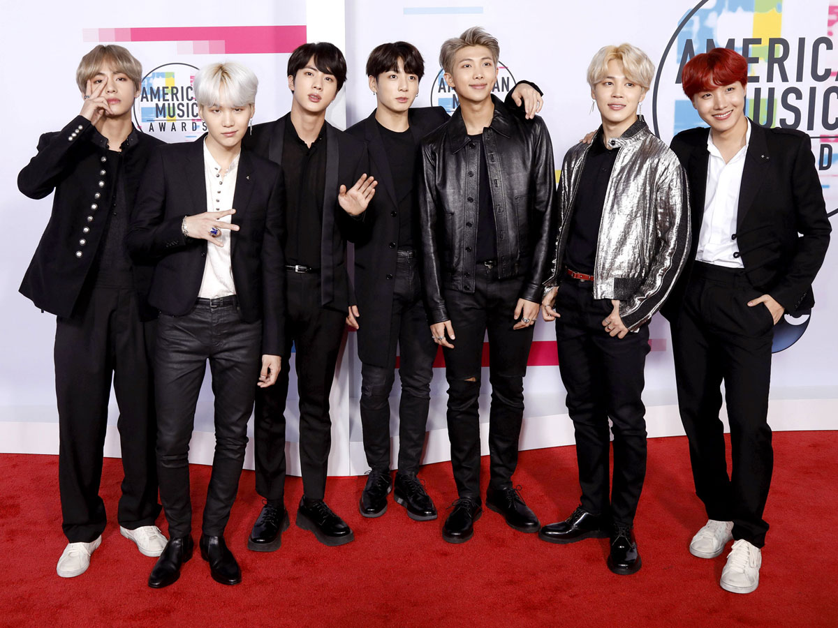 Хит Butter группы BTS так навяз в ушах, что стал песней года