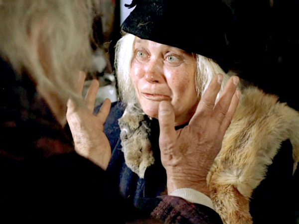 На закате карьеры Татьяна Анатольевна сыграла бомжиху у Эльдара Рязанова в «Небесах обетованных»