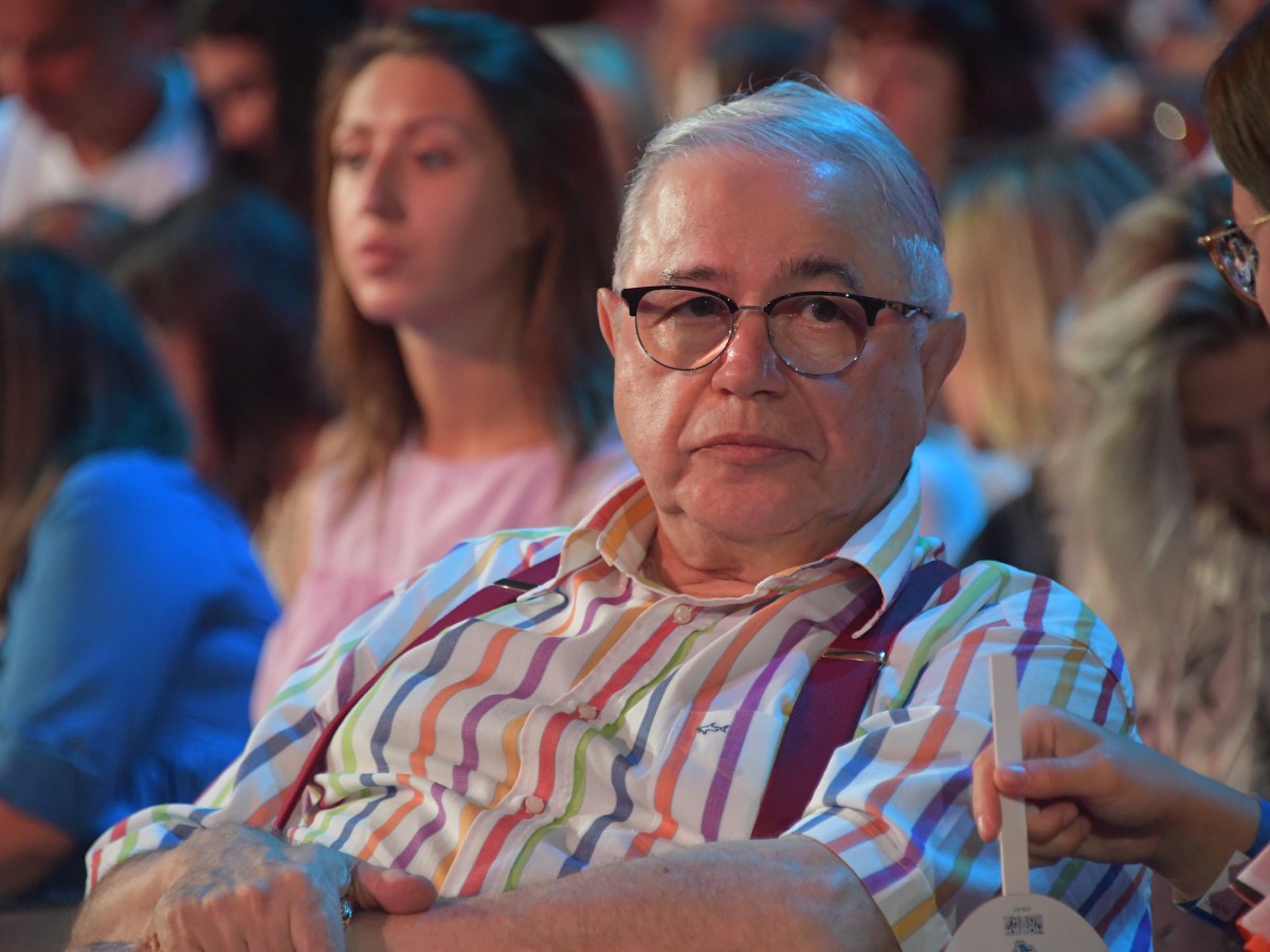 Евгений Петросян