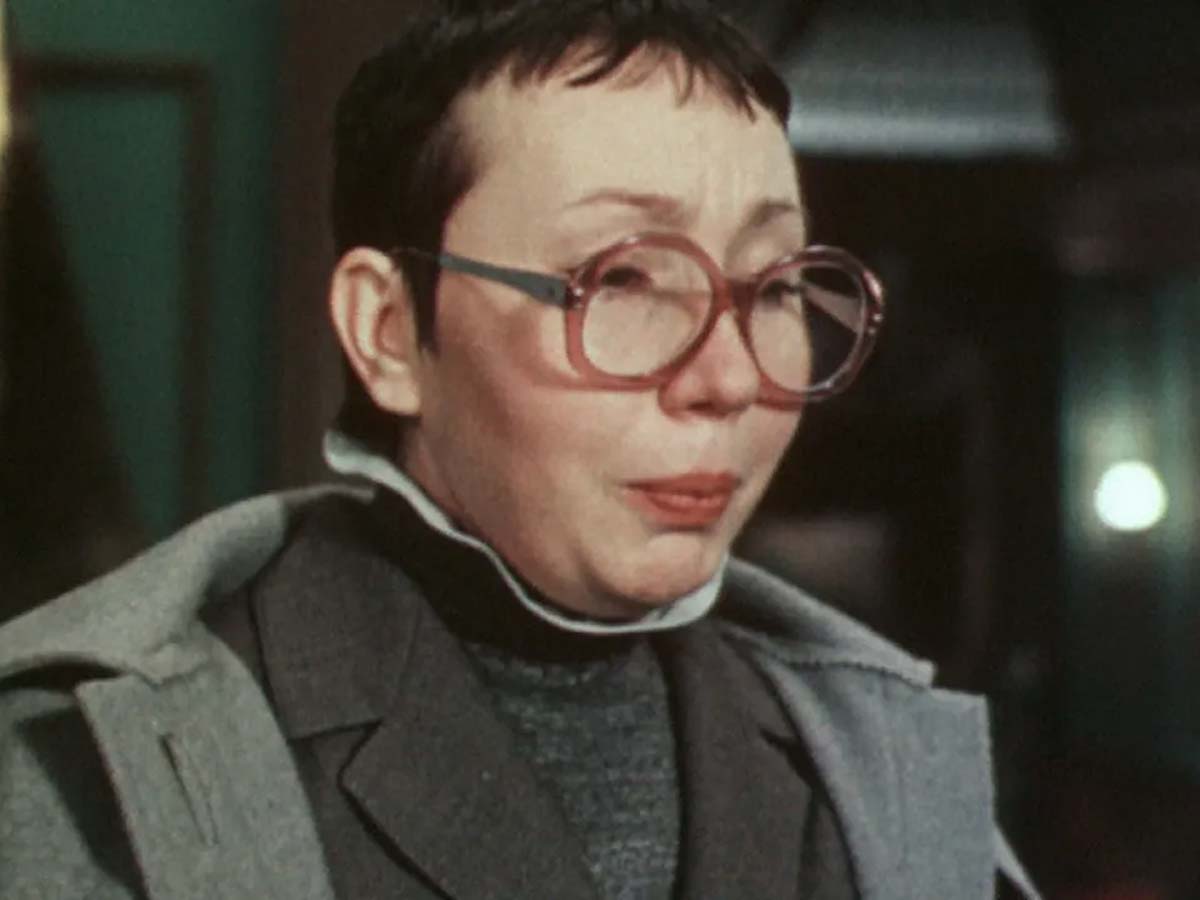 «Ищите-женщину»