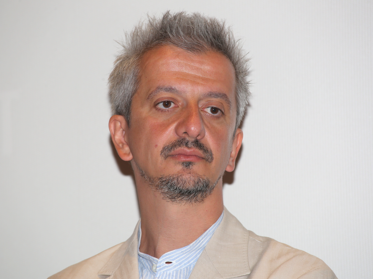 Константин Богомолов Константин Богомолов сдал назад после скандала с Микитой Ильинчиком