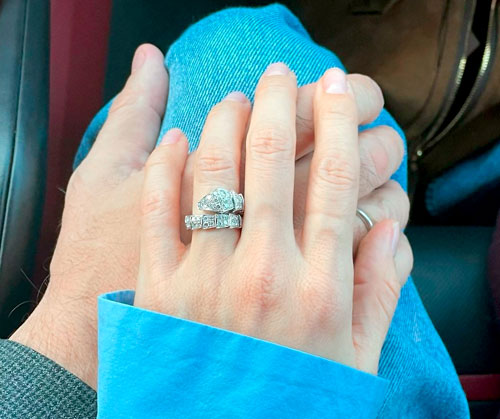 Как сказал кто-то умный: чувства украшают лучше, чем дорогая ювелирка