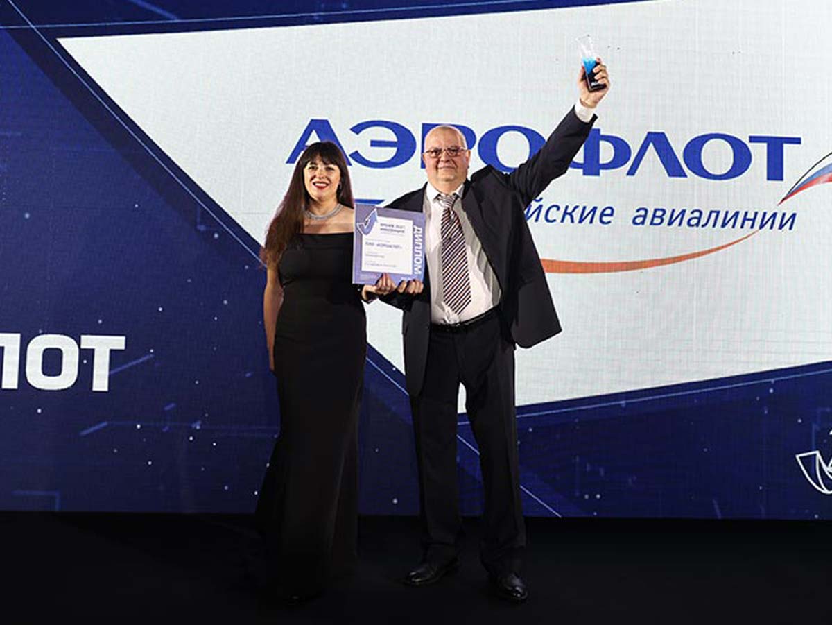 Ирина-Елисеева,-журнал-«Профиль»-и-Андрей-Полозов-Яблонский,-Аэрофлот2