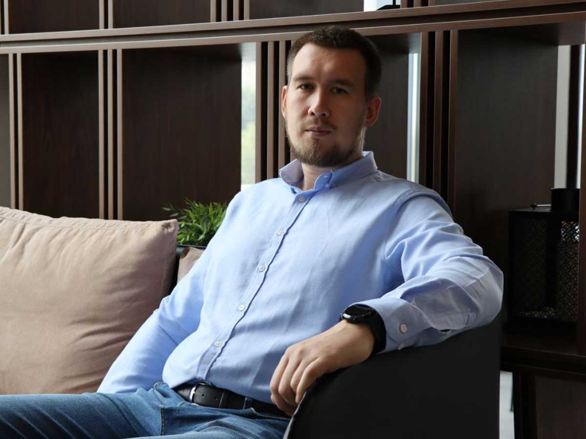 Роман Ломовской