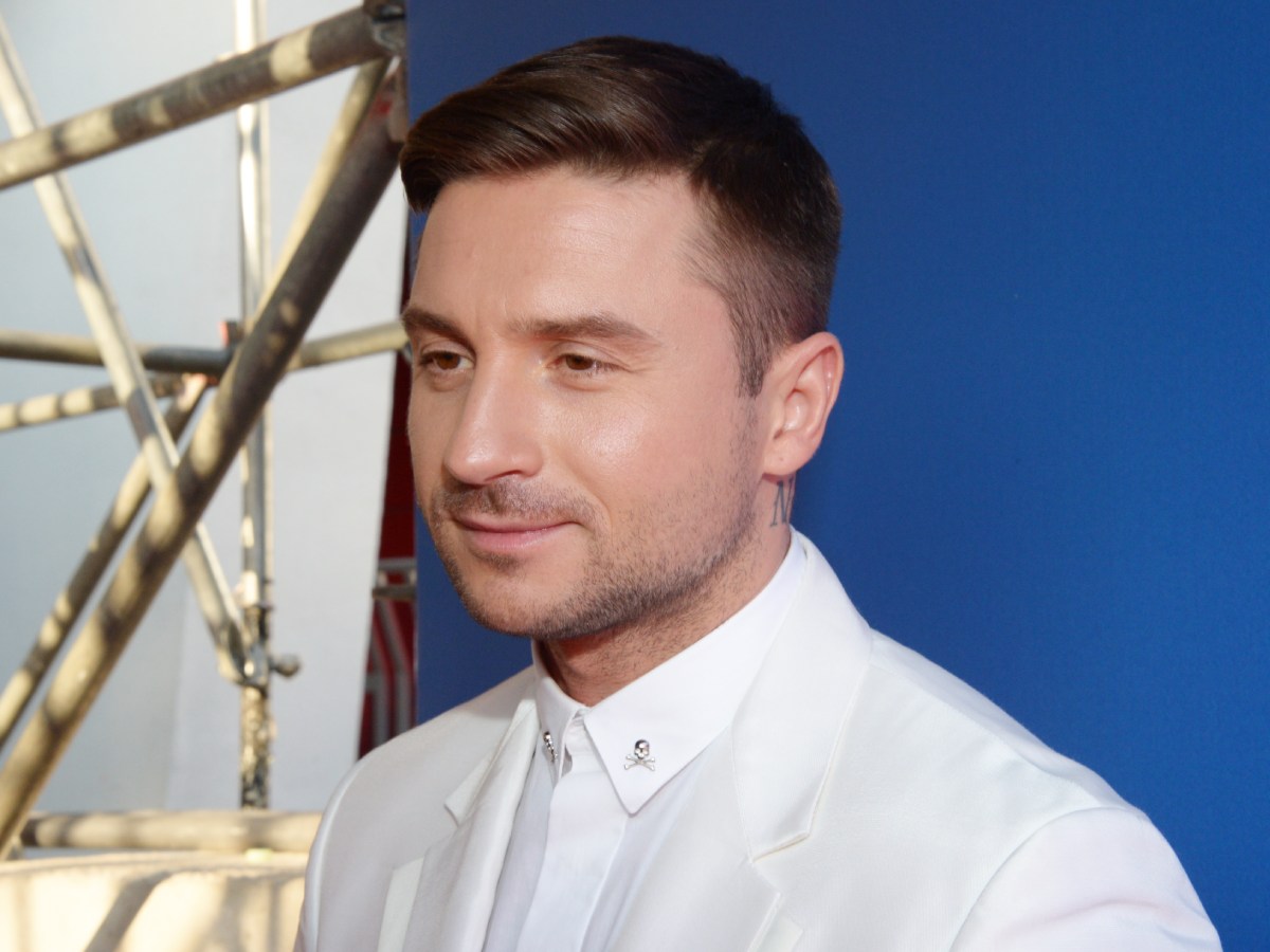 Сергей Лазарев