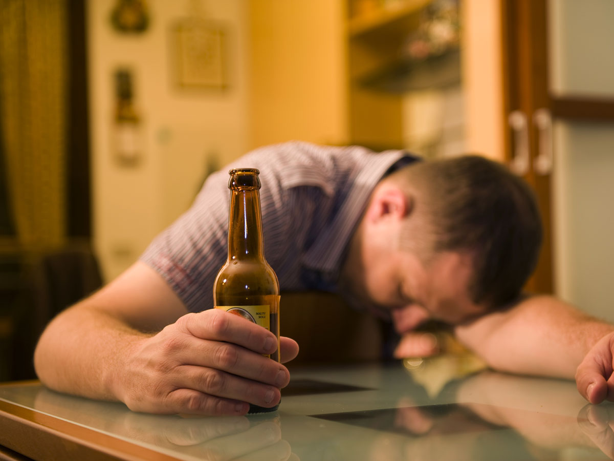 COVID-19 толкает к пьянству