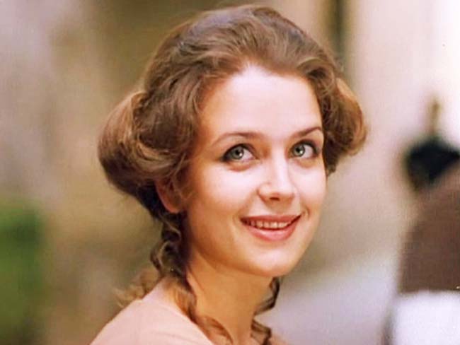 Ирина Алферова Ирина Алферова в фильме «Д'Артаньян и три мушкетёра»