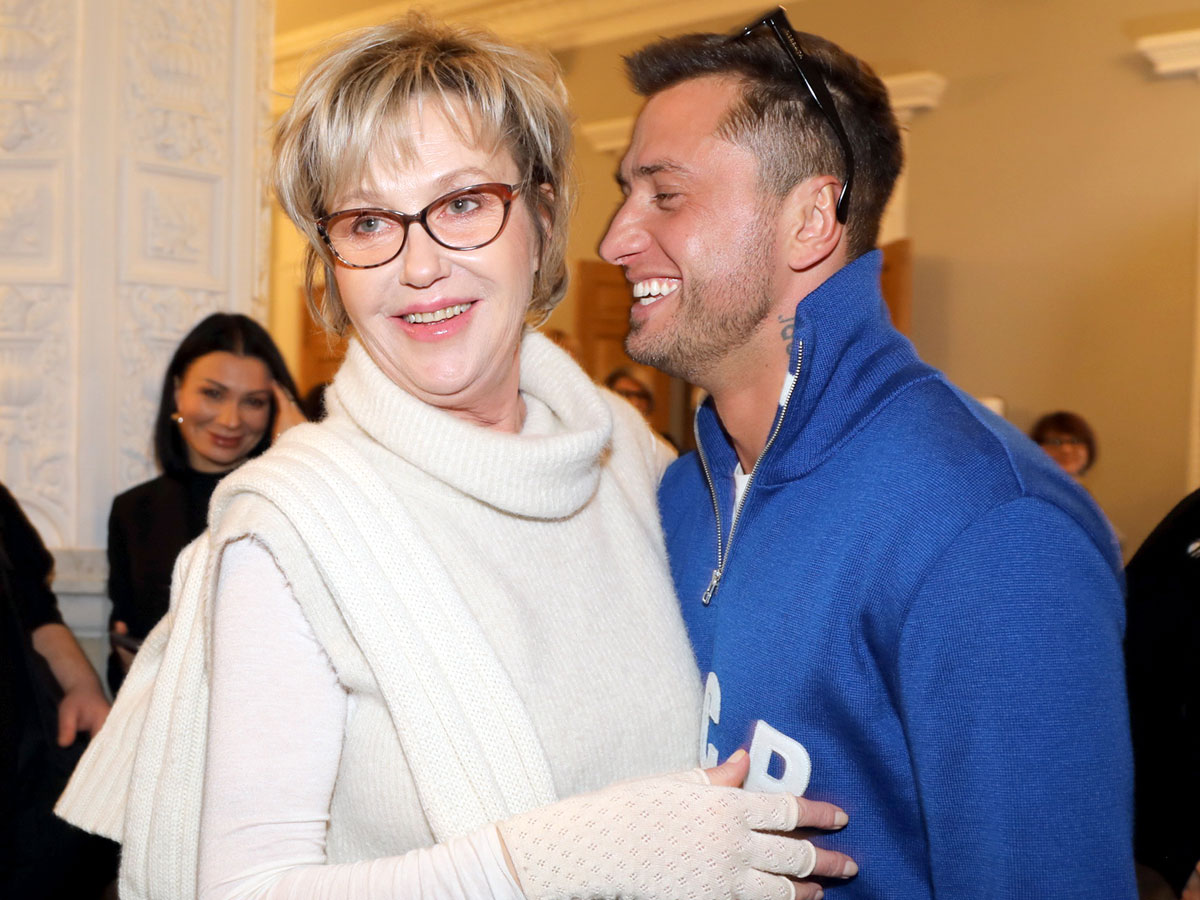 Прилучный давно уяснил, что в любой ситуации главное - держать улыбку. Держать и не отпускать