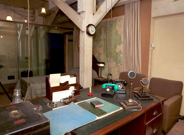 Рабочий кабинет Черчилля был открыт для широкой публики с 1984 года