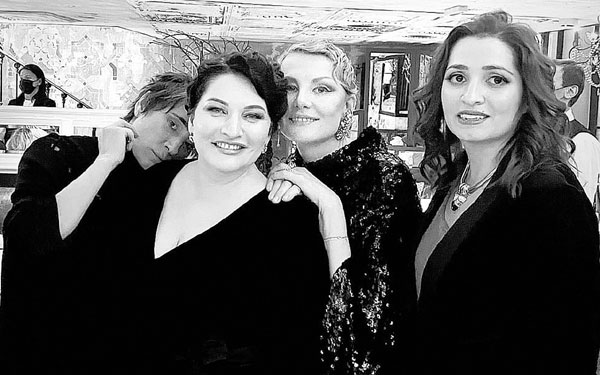 «Именинница