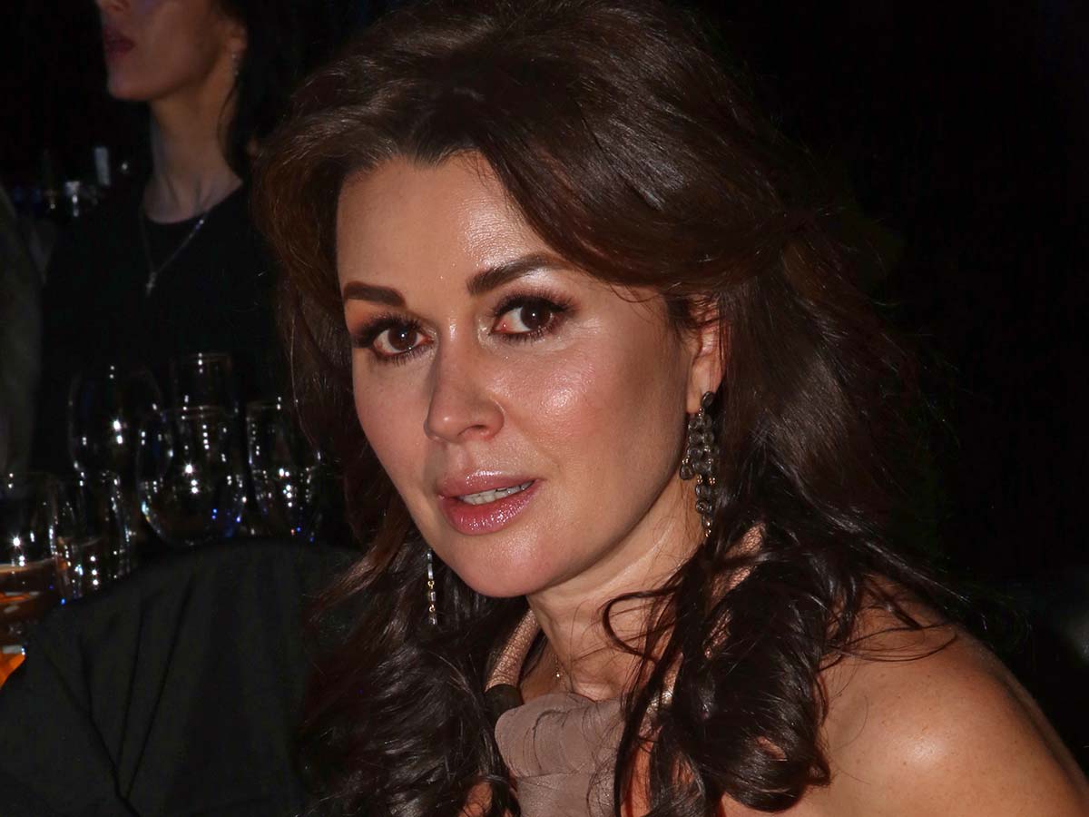 Анастасия Заворотнюк