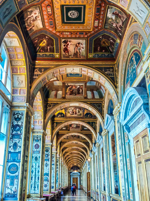 Лоджии Рафаэля в Новом Эрмитаже - копии фресок в Папском дворце в Ватикане