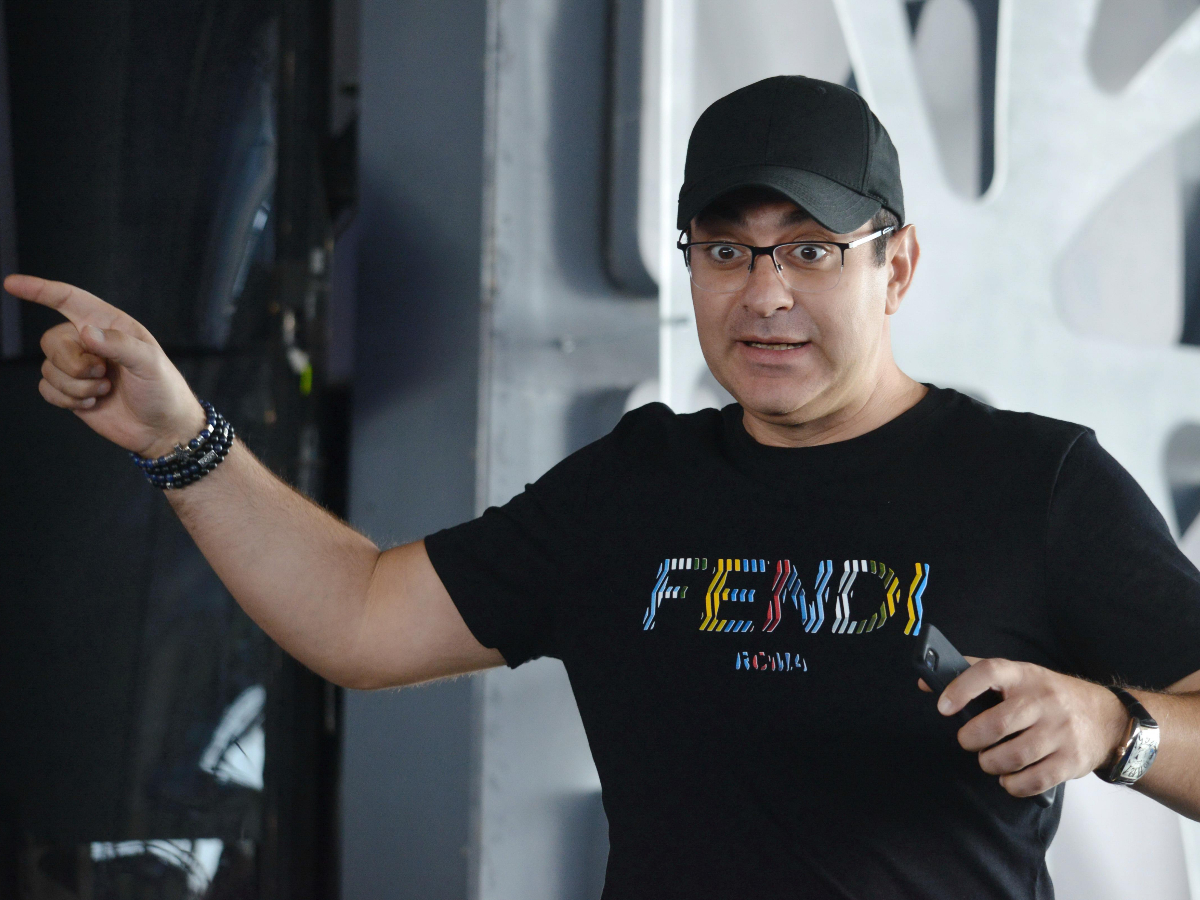 Гарик Мартиросян 