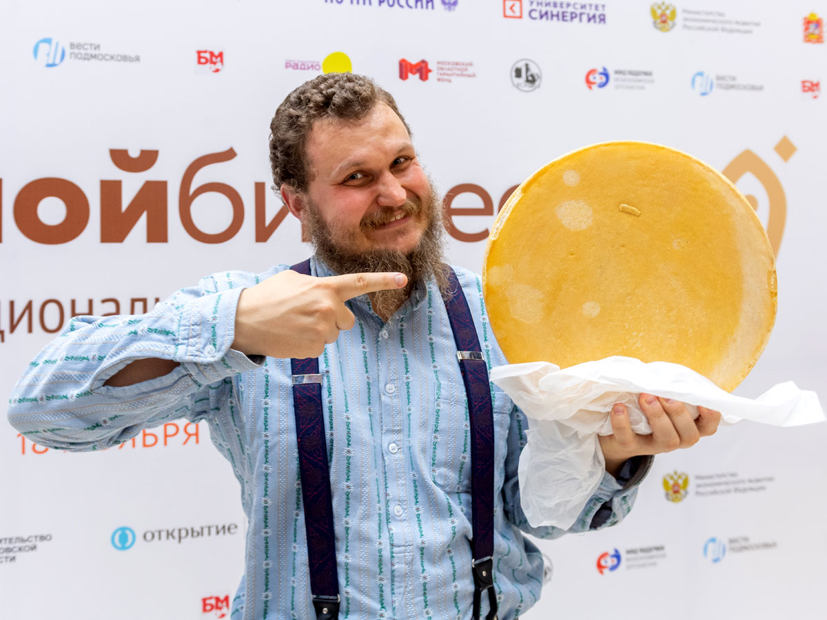 Олег Сирота