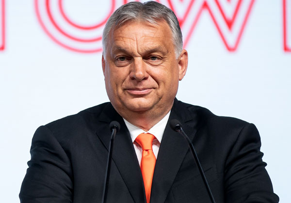 Украина начала покупать российский газ у… Венгрии. Платит по предельно высокой цене - $1440 за 1 тыс. куб. м. «Таки кто из двух президентов - Орбан или Зеленский - еврей?» - шутят в Интернете.