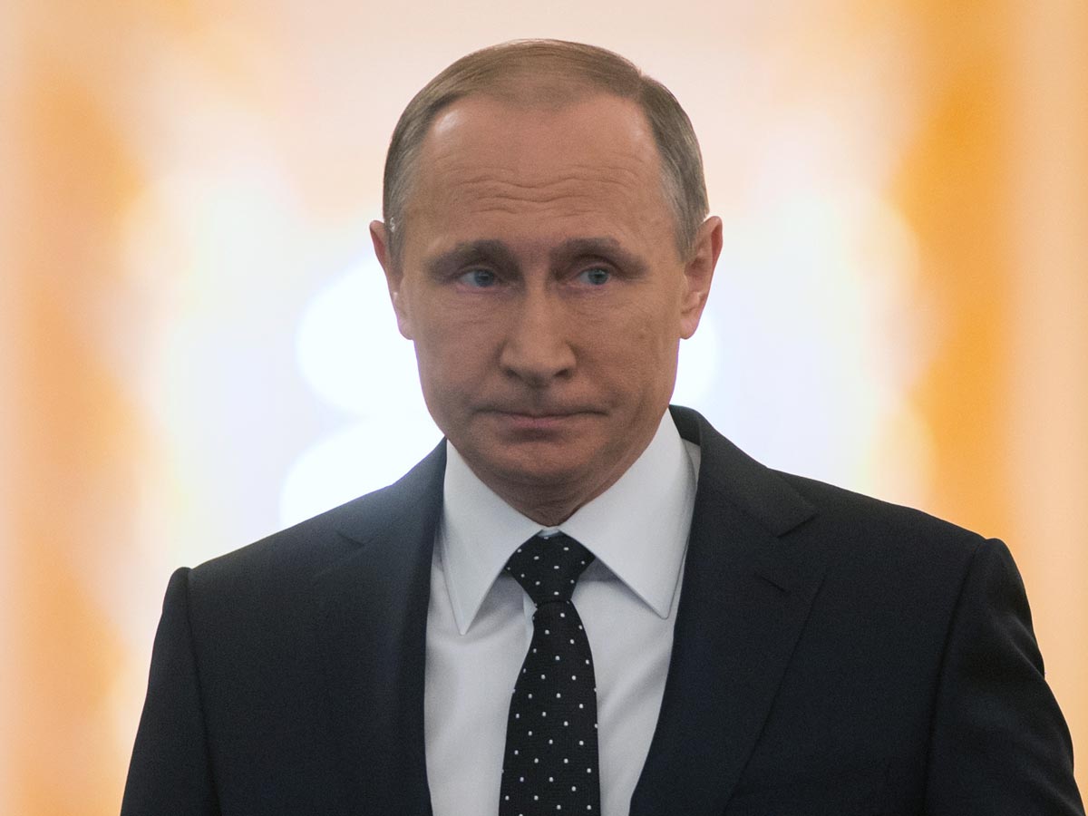 Перекрестился и постоял у гроба: как Путин прощался с Жириновским