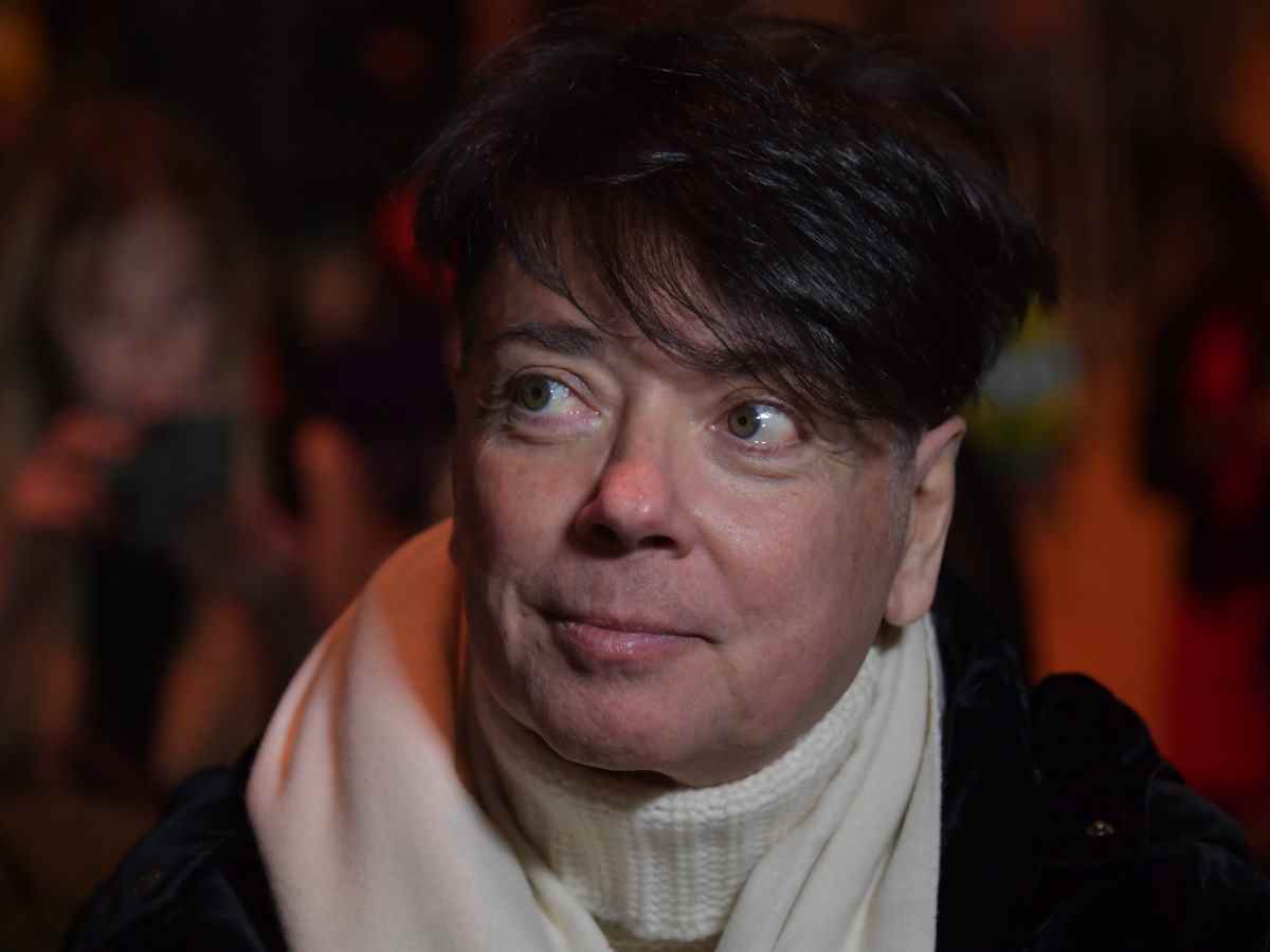 Онкобольной Юдашкин распродает элитное жилье