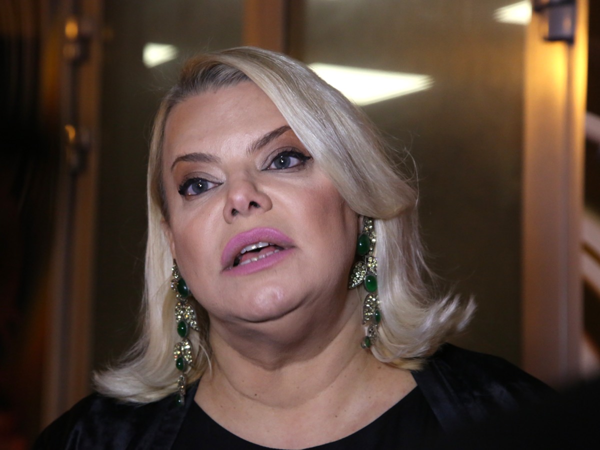 Поплавская плюнула в спину друзьям: