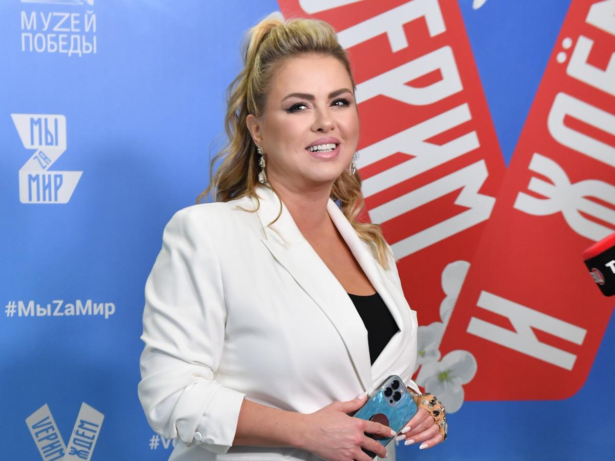 Анна Семенович: «Я сегодня вышла замуж!»