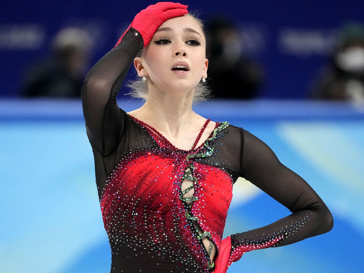 Отправляют в отставку: 15-летней фигуристке Камиле Валиевой порекомендовали завершить карьеру