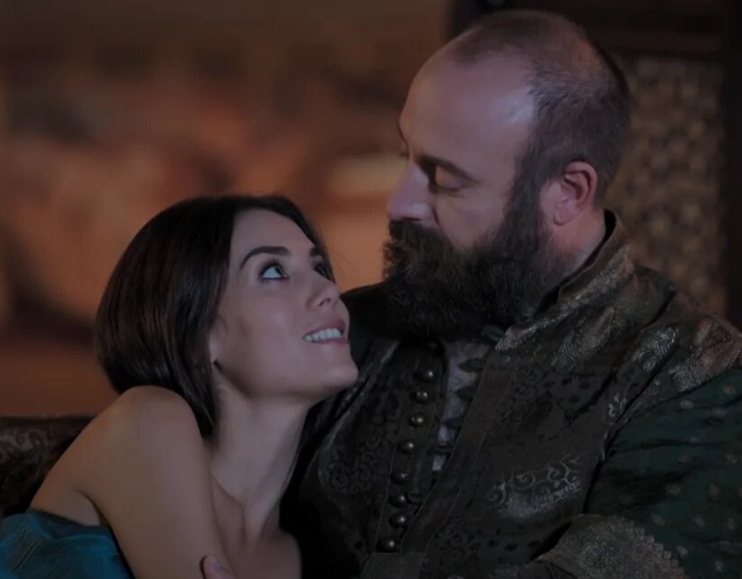 Не только Хюррем: все любимые женщины султана Сулеймана из «Великолепного века»